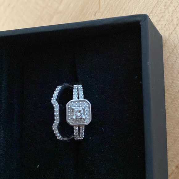 It’s 0.45C.T. T.W.Princess cut Diamond cushion - Picture 3 of 5